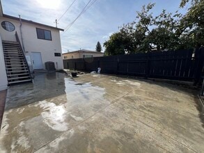 51 W 53rd St, Unit 51.5 in Long Beach, CA - Building Photo - Building Photo