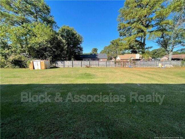 4959 Galveston Dr in Fayetteville, NC - Building Photo - Building Photo