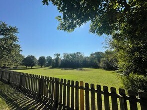 5118 N Graybrooke Dr in Ozark, MO - Building Photo - Building Photo