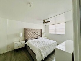 14155 SW 87th St in Miami, FL - Building Photo