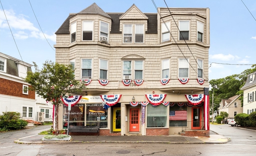 730 Hale St in Beverly, MA - Building Photo