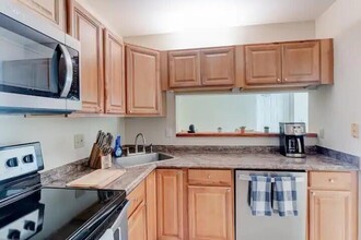 1007 Green Pine Blvd in West Palm Beach, FL - Building Photo - Building Photo