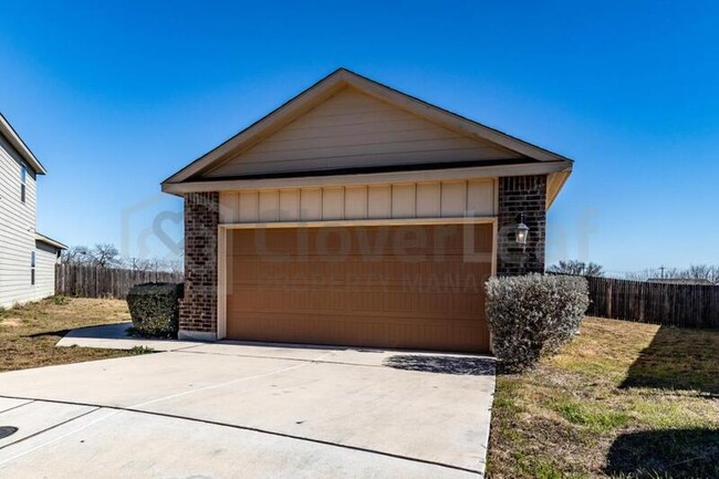 3022 Del Mar Way in Converse, TX - Building Photo - Building Photo