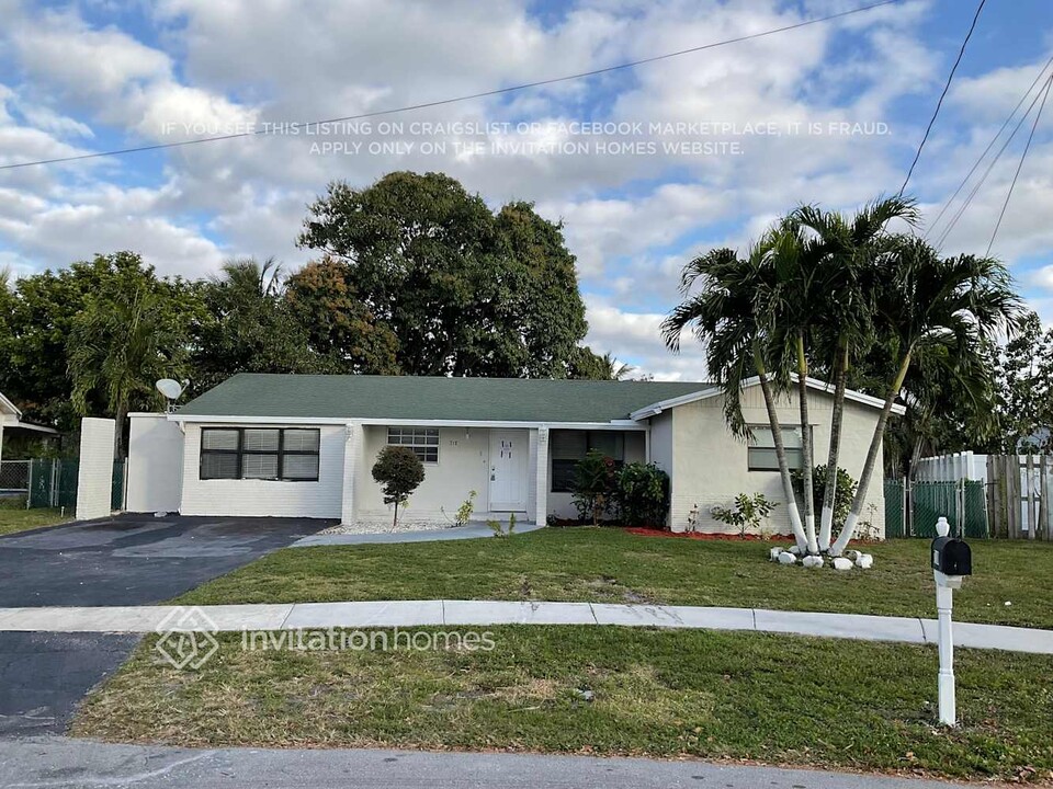 710 NW 67th Ave in Margate, FL - Building Photo