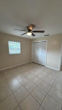 507 Mayflower Ln, Unit Apt B in Fort Pierce, FL - Building Photo - Building Photo