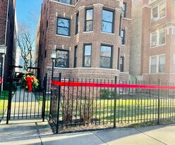 5811 N Winthrop Ave, Unit 1 in Chicago, IL - Building Photo
