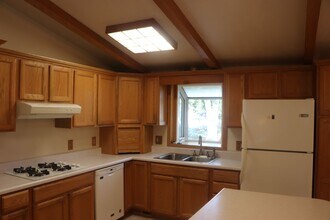 405 Hamilton St in Warrensburg, MO - Building Photo - Building Photo