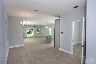 405 N Coyle St in Pensacola, FL - Foto de edificio - Building Photo