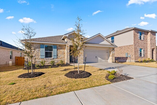 1933 Lazy Acrs St in Leander, TX - Building Photo - Building Photo