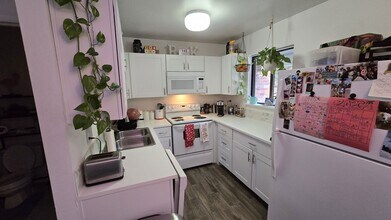 3480 Colorado Ave in Boulder, CO - Building Photo - Building Photo