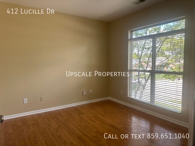 412 Lucille Dr in Lexington, KY - Building Photo - Building Photo
