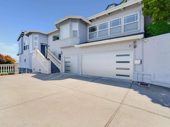 property at 58 Hillcrest Rd