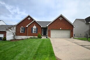 5898 Ethan Dr in Burlington, KY - Building Photo