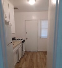 4820 W Slauson Ave in Los Angeles, CA - Foto de edificio - Building Photo