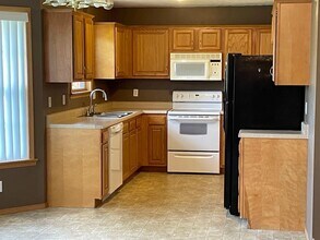 2947 W Westview St in Springfield, MO - Building Photo - Building Photo