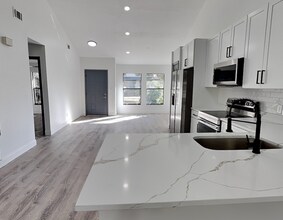 9439 Lake Lotta Cir in Gotha, FL - Building Photo - Building Photo