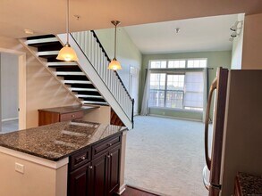 850 E Main St in Stamford, CT - Building Photo - Building Photo