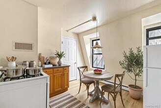 506 Piermont Ave in Piermont, NY - Building Photo - Building Photo