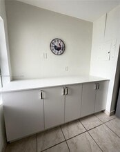 1075 93rd St in Bay Harbor Islands, FL - Building Photo - Building Photo