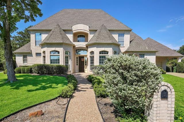 property at 801 Parkdale Dr