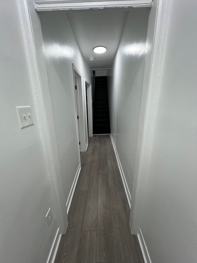 225 Lloyd St in Chester, PA - Building Photo - Building Photo