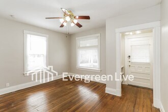 4524 Whetsel Ave in Cincinnati, OH - Building Photo - Building Photo