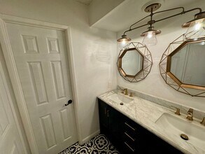 904 S Mountain Ave in Ontario, CA - Building Photo - Building Photo