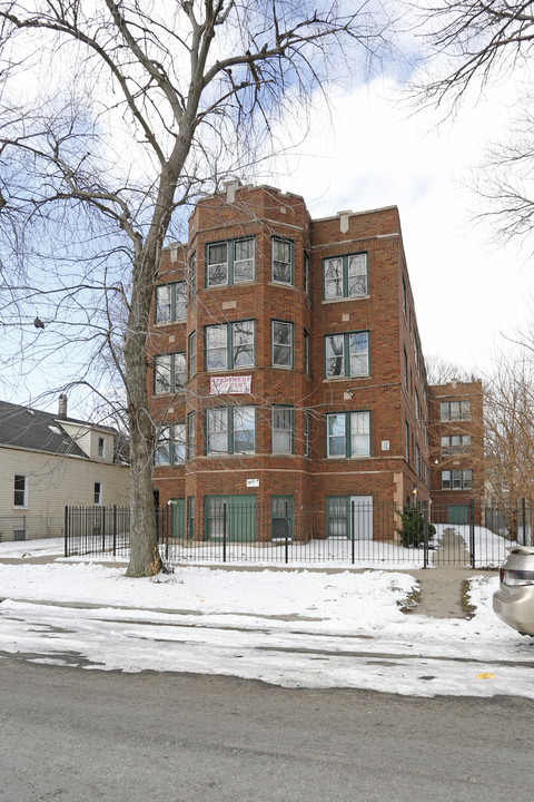 7832 S Ingleside Ave in Chicago, IL - Building Photo