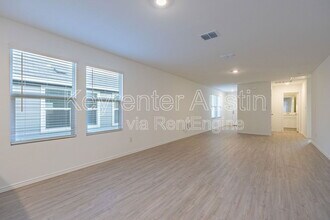 240 Sambre St in Niederwald, TX - Building Photo - Building Photo