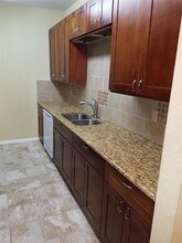 2938 Holly Hall St in Houston, TX - Building Photo - Building Photo