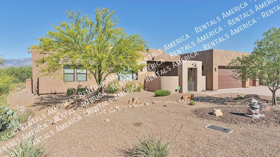 12526 N Placita El Cobo in Oro Valley, AZ - Building Photo