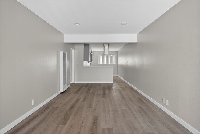 10442 Lampson Ave in Garden Grove, CA - Building Photo - Building Photo