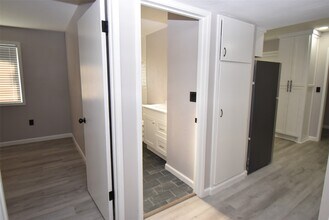 16587 El Camino Real in Houston, TX - Building Photo - Building Photo