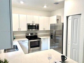 23250 SW 133rd Ct in Princeton, FL - Building Photo - Building Photo