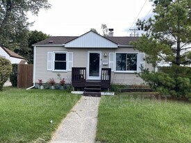 23028 Pilgrim Ave in Hazel Park, MI - Building Photo