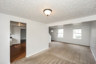 2595 Old S Ct in Jonesboro, GA - Building Photo - Building Photo