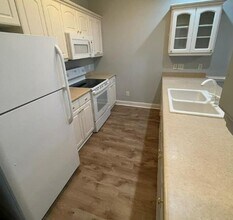 3021 Cheryl Ct in Greenville, NC - Building Photo - Building Photo