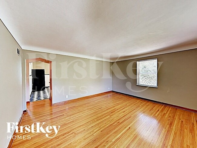 11251 Old Halls Ferry Rd in St. Louis, MO - Building Photo - Building Photo