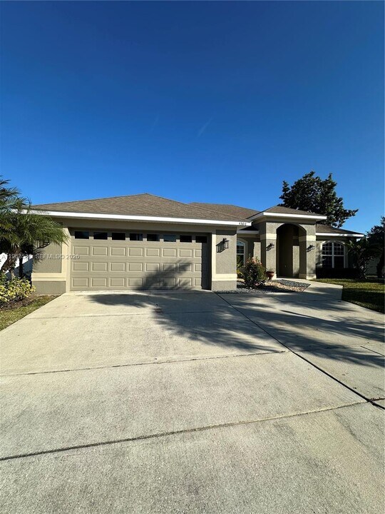 4302 Mandolin Blvd in Winter Haven, FL - Building Photo