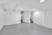 2558 Aisquith St photo'