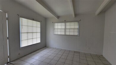 1336 Warrington Wy in Tampa, FL - Building Photo - Building Photo