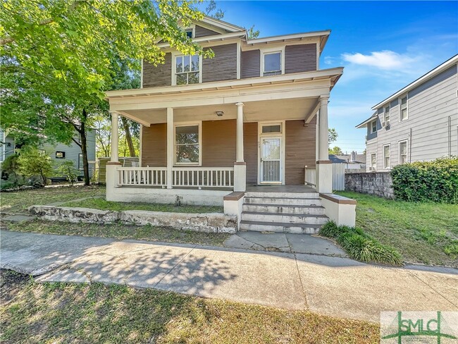 property at 909 Harmon St