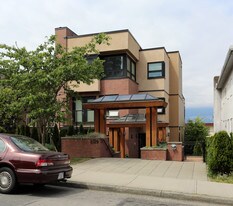 2329 W 1st Ave in Vancouver, BC - Building Photo