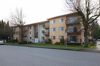 Sherwood Apartments in Burnaby, BC - Building Photo - Building Photo