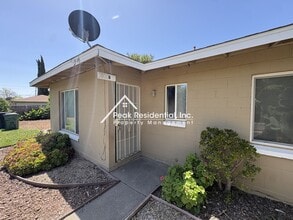 3800 45th Ave in Sacramento, CA - Building Photo - Building Photo