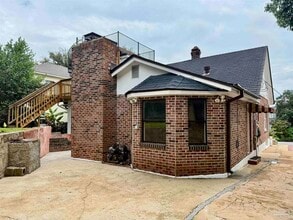 1717 Yates Ave in Pensacola, FL - Building Photo - Building Photo