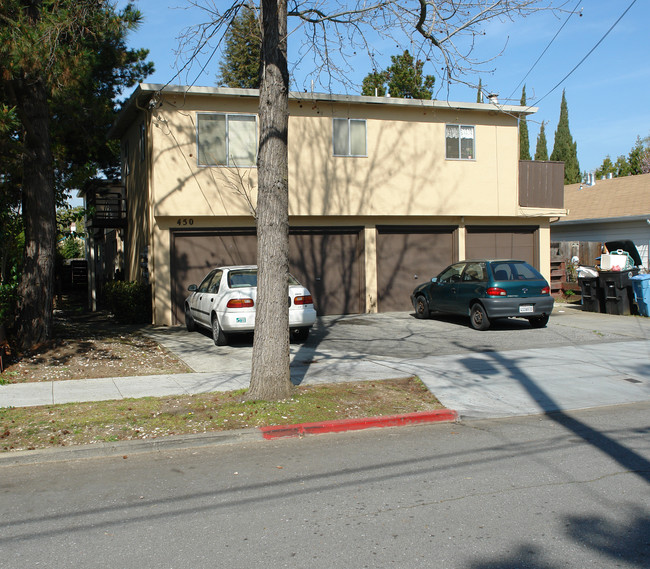 450 Wilton Ave in Palo Alto, CA - Foto de edificio - Building Photo