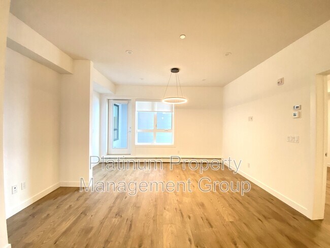 60 Skyview Ranch Rd NE in Calgary, AB - Building Photo - Building Photo