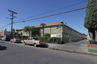 8929 Tobias Ave in Panorama City, CA - Building Photo - Building Photo