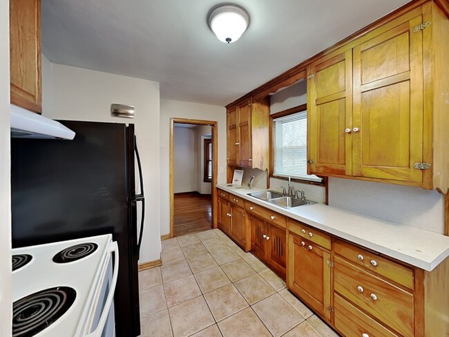 5022 49th Ave N in Minneapolis, MN - Building Photo - Building Photo